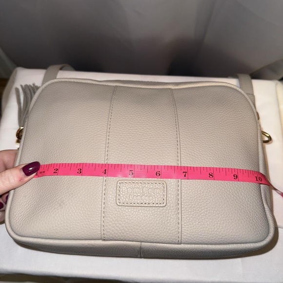 Pom Pom London City Plus Leather Crossbody Bag Purse Charm Stone Light Tan NWOT - Picture 11 of 16